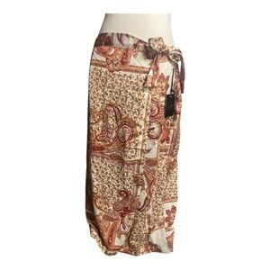 Japna bandana paisley print wrap satin skirt size large NWT